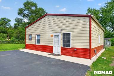 Main picture of 4546 Marquette Rd