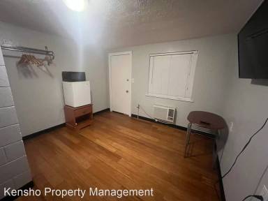 Main picture of 309 E 3rd Ave