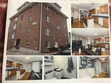 Main picture of 10 Middle Street Ct