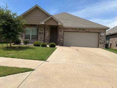 Main picture of 5604 McMahan Ln