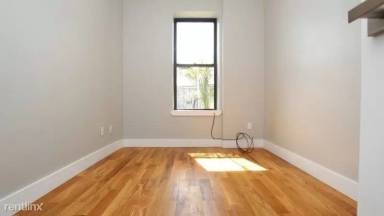 Main picture of 4214 Union St