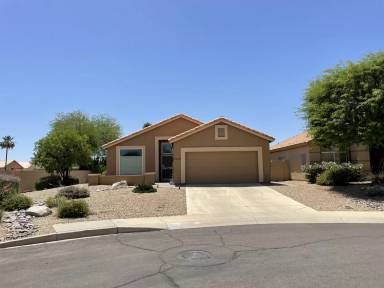 Main picture of 9103 W Escuda Dr