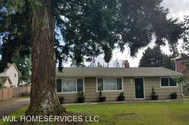 Main picture of 1217 NE 184th St