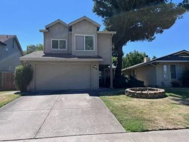 Main picture of 416 Blue Dolphin Way