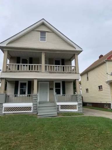 Main picture of 3446 E 103rd St
