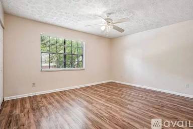 Main picture of 6593 Sleepy Hollow Ln