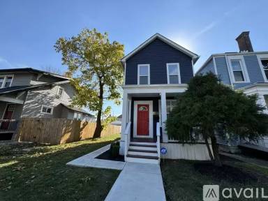 Main picture of 605 Stanley Ave