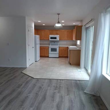 Main picture of 211 Churchill Downs St SE