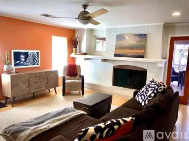 Main picture of 6804 Pioneer Pl