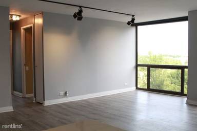 Main picture of 4343 Clarendon Ave Condos