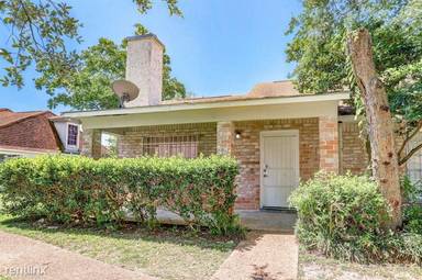 Main picture of 12427 W Village Dr