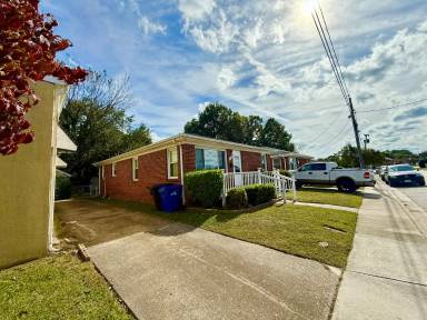 Main picture of 1535 Mt Vernon Ave