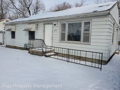 Main picture of 1800 SE Morrison St