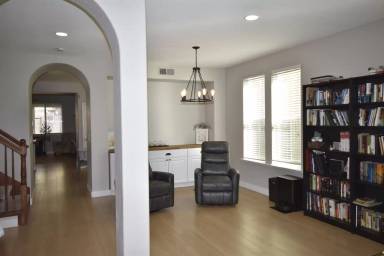 Main picture of 11719 Kouros Way