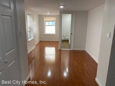 Main picture of 729 S 16th St