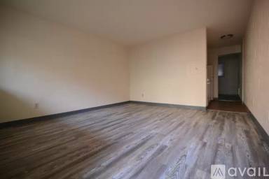 Main picture of 1642 Melrose Ave