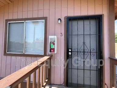 Main picture of 800 - 809 Monarch Cir