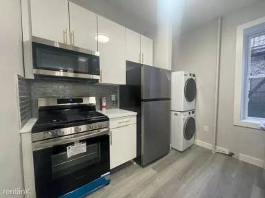 Main picture of 330 50th St Apartments