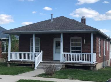 Main picture of 3307 Saint Charles St