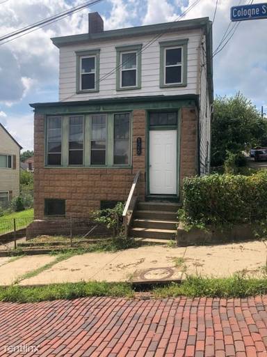 Main picture of 126 Cologne St
