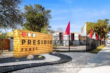 Main picture of Presidio Flats