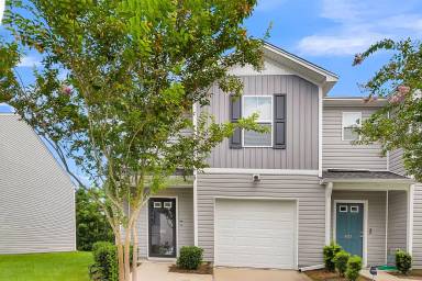 Main picture of 495 Truman Dr