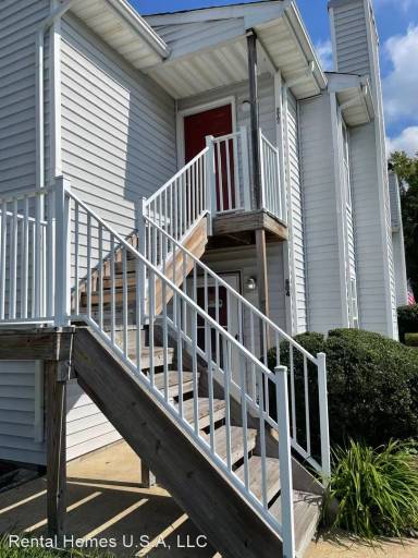 Main picture of 609 Pylon Ct