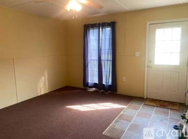Main picture of 1490 Vandeberg Blvd