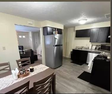Main picture of 500 S Depeyster St