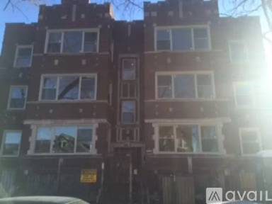 Main picture of 6159 S Washtenaw Ave