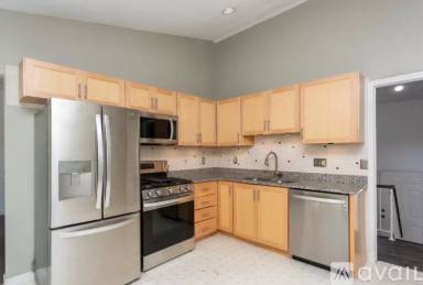 Main picture of 743 Eaglebrooke Dr