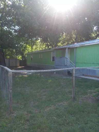Main picture of 145 Kelly Ln