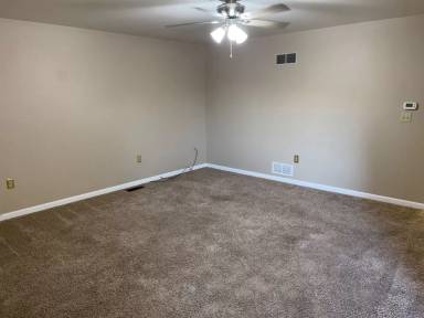 Main picture of 816 Highland Ave