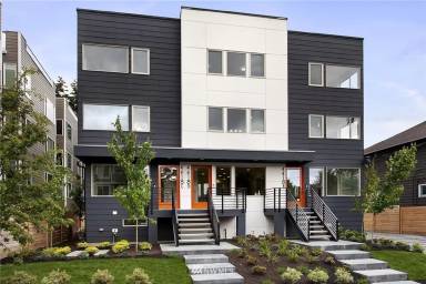 Main picture of 4418A Francis Ave N