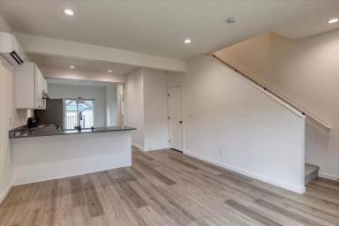 Main picture of 2321 E 7th Ave