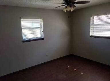 Main picture of 4051 SE Bedford Dr