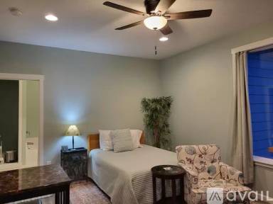 Main picture of 249 W Glenwood Rd