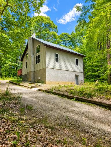 Main picture of 21 Rolling Ridge Trl