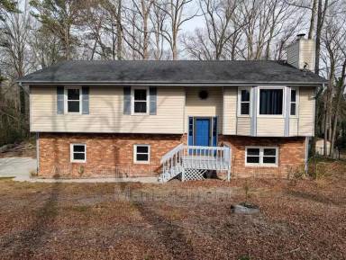 Main picture of 1200 Creekwood Cv