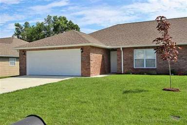 Main picture of 2401 Winesap Dr