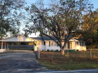 Main picture of 1711 Slab Landing Rd