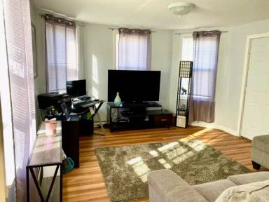 Main picture of 72 Gage St