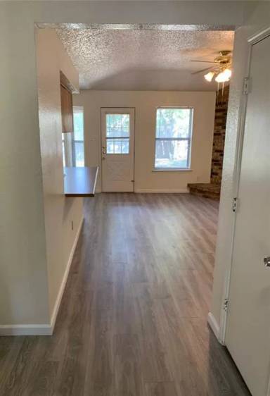 Main picture of 7304 Meadowbrook Dr