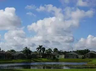 Main picture of 526 Lake Shore Pkwy