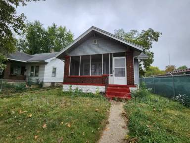Main picture of 821 S 10th St