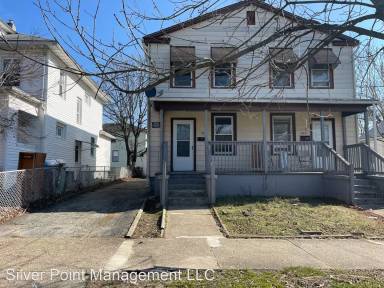 Main picture of 309 S 8th St