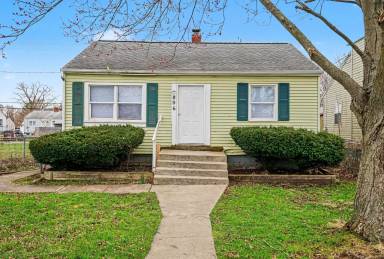 Main picture of 806 S Albert Ave