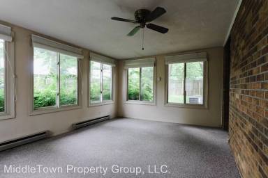 Main picture of 1300 W Beechwood Ave