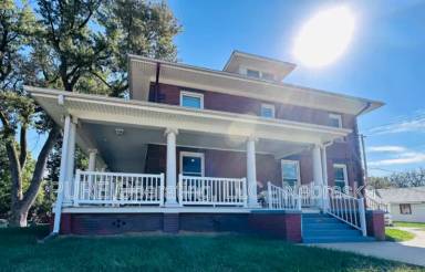 Main picture of 4821 Underwood Ave