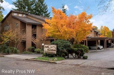 Main picture of 10545 Meridian Ave N